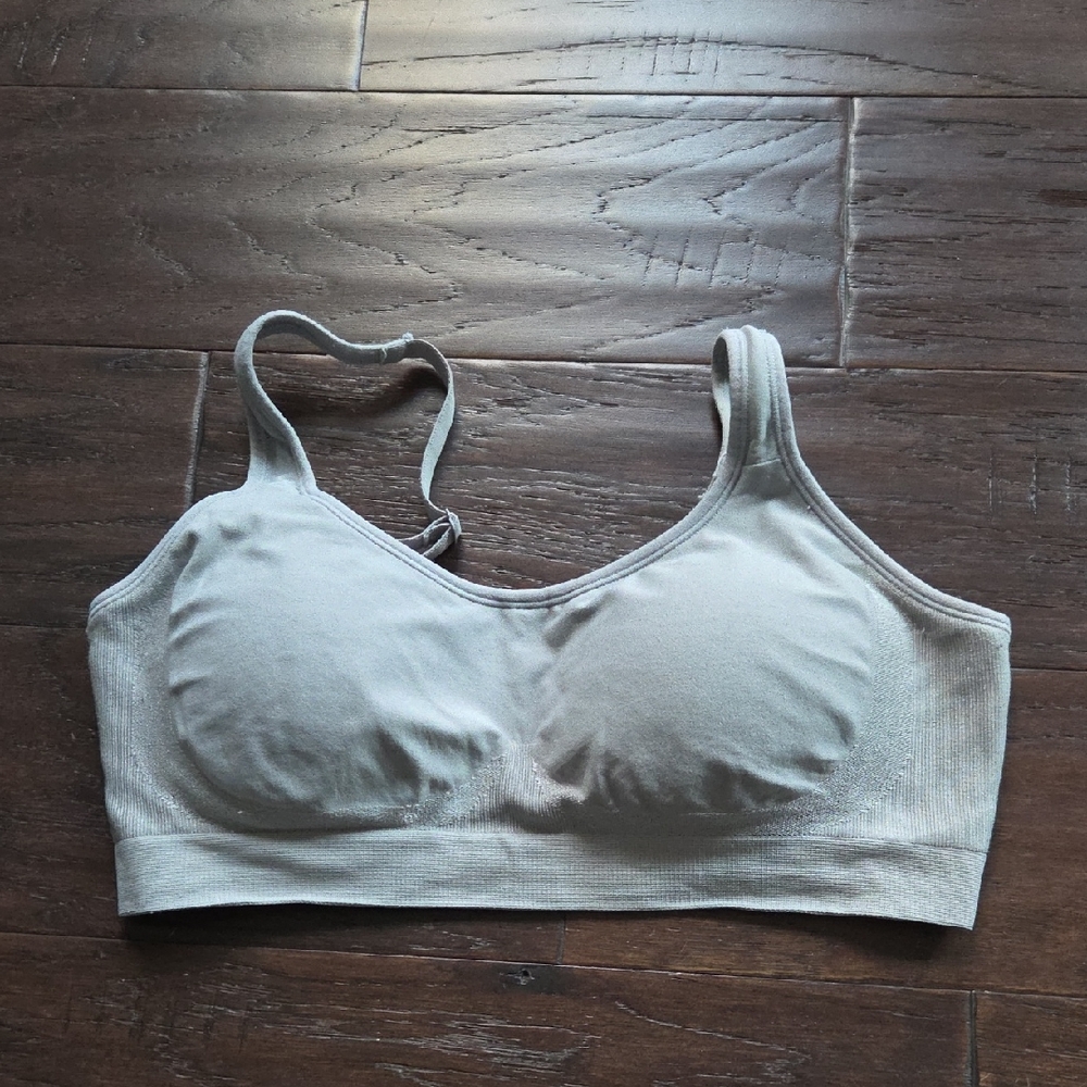 Seamless Light Gray Wireless Everyday Comfort Bra